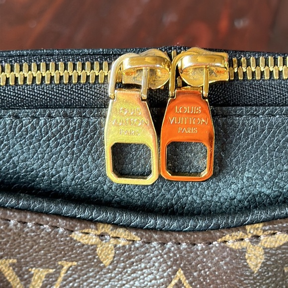 Louis Vuitton Pallas MM Monogram Canvas Black Leather Adjustable Strap - Picture 6 of 17